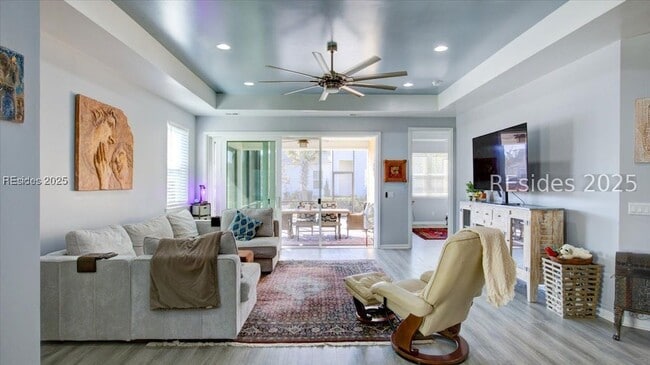 Building Photo - 231 Flip Flop Ct