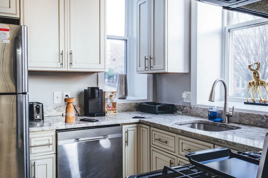 Building Photo - 45 Rhode Island Ave NE