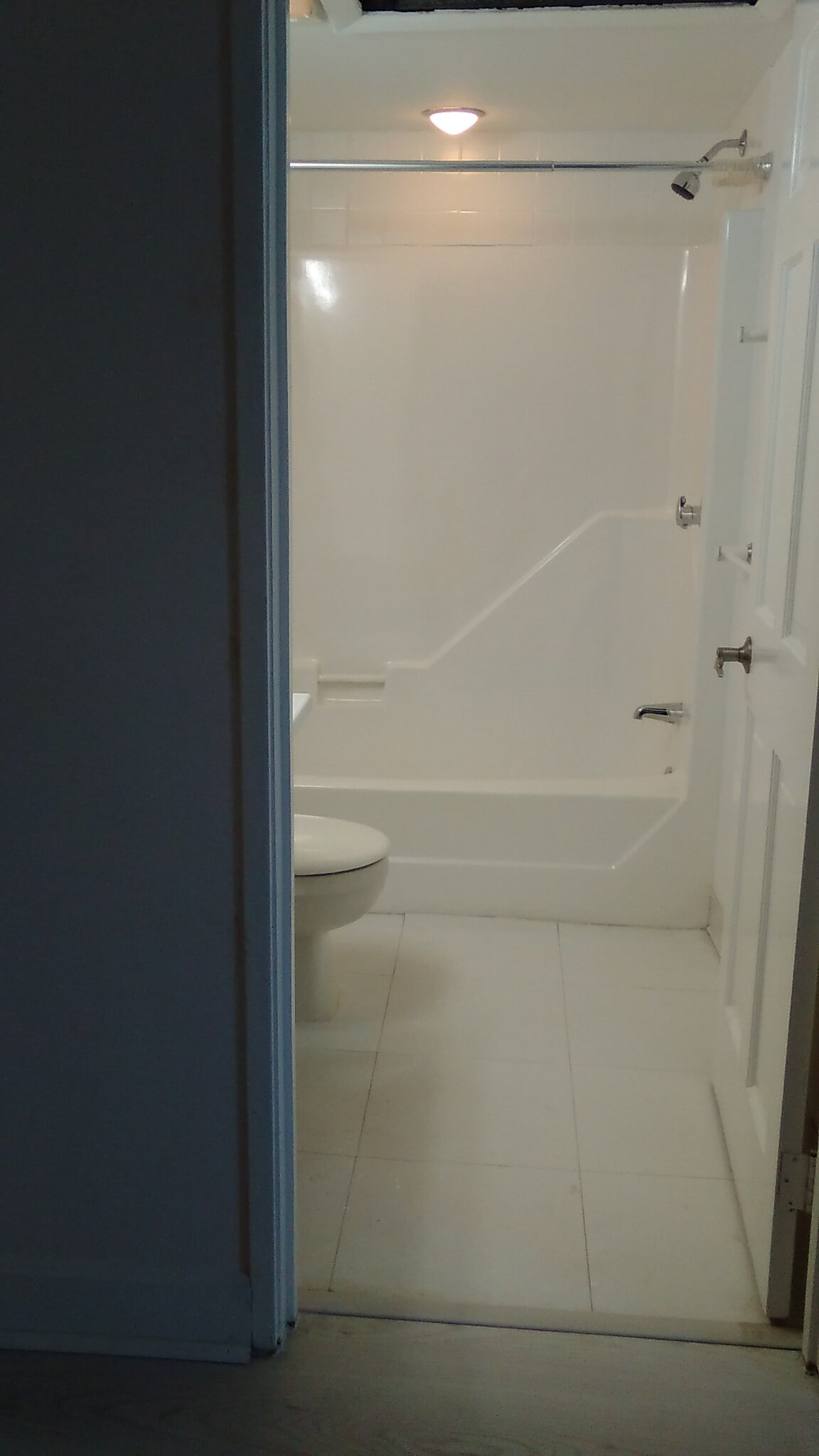 Building Photo - 48 Forest St