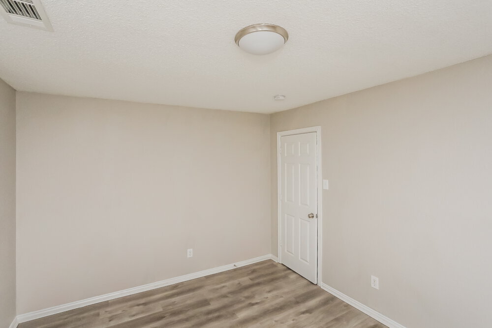 Building Photo - 1809 Clayton Dr