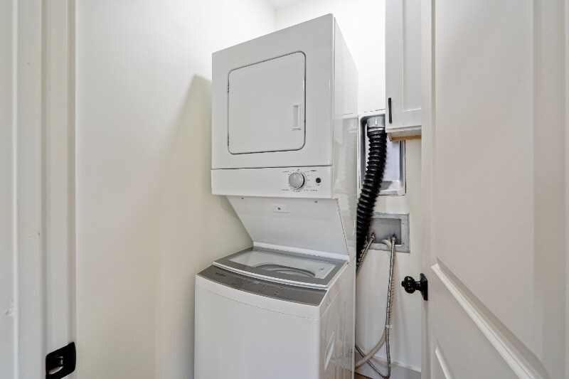 Building Photo - 605-607-607 S Champion Ave