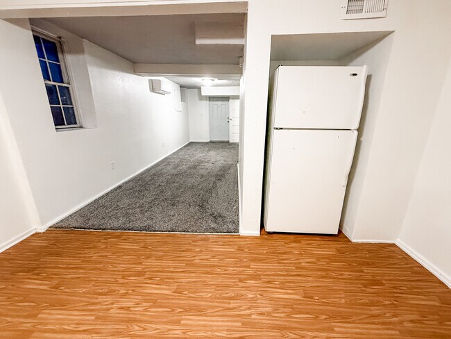 Building Photo - 1228 S 10th St