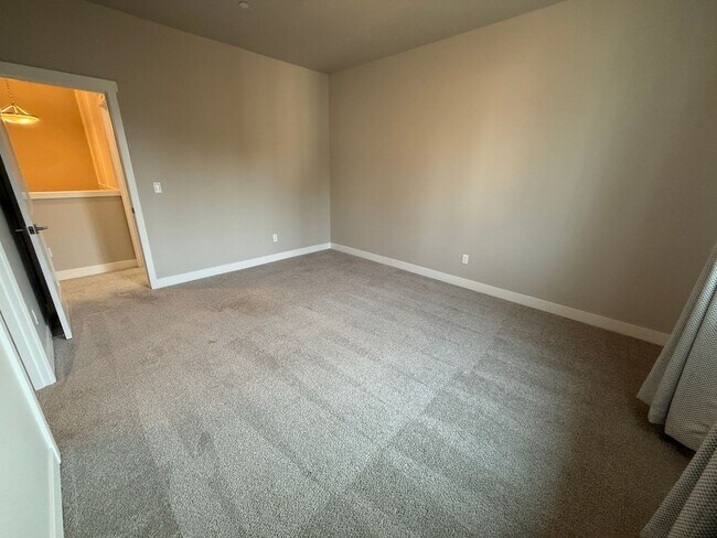 Building Photo - 1416 Baker Hts Lp