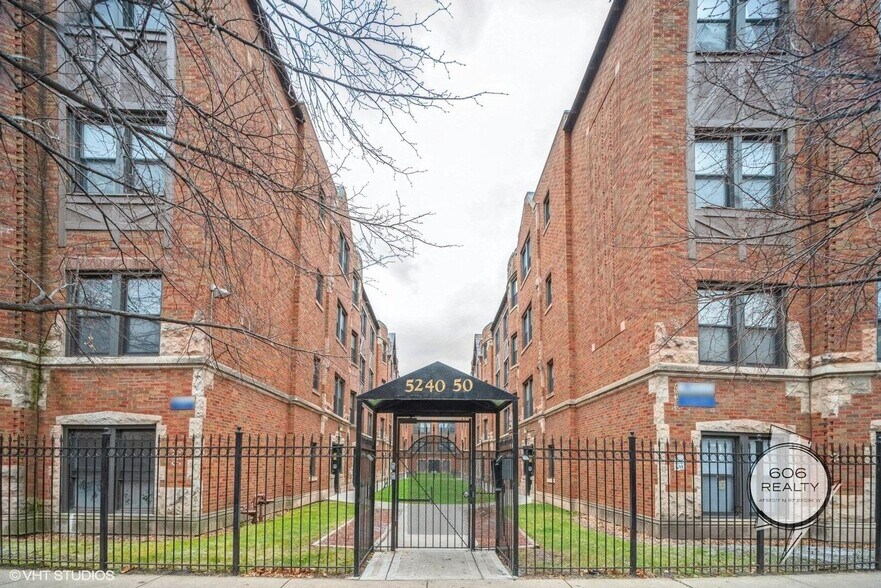 Building Photo - 5250 S Drexel Ave