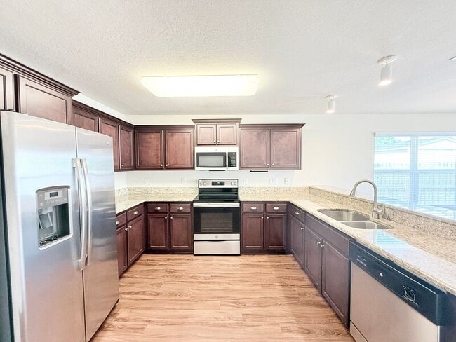 Building Photo - 5167 Carmell Ridge Cir