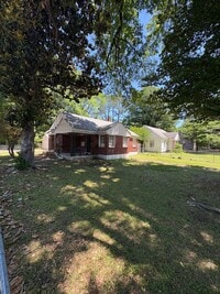 Building Photo - 3904 Kimball Ave