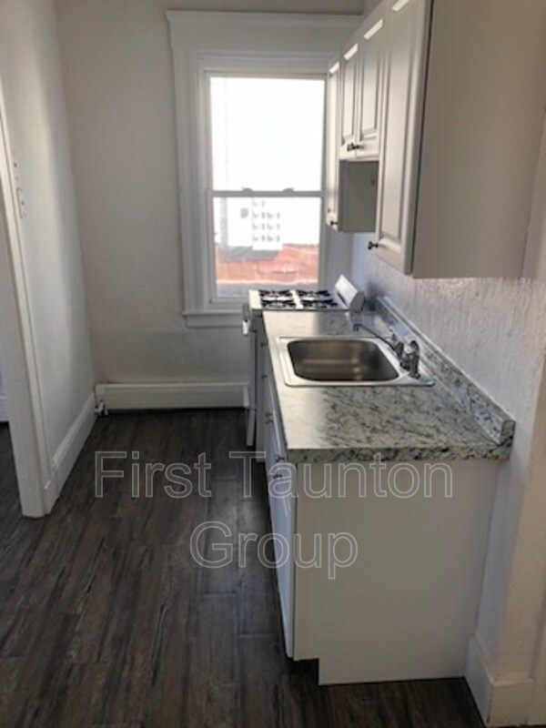 9 Cedar St 9 Cedar St Taunton MA 02780 Apartment Finder