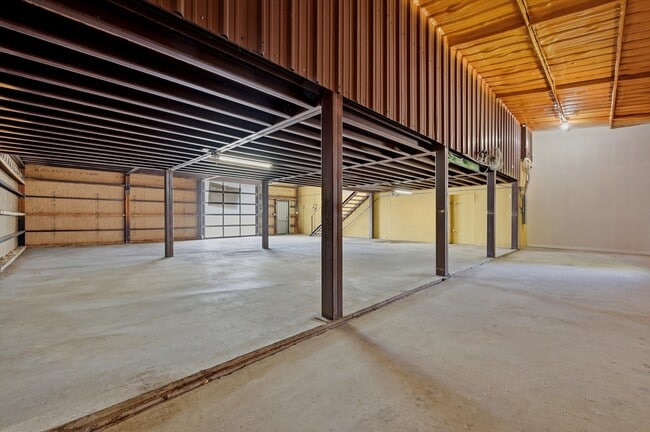 Building Photo - 2531 W Morton St