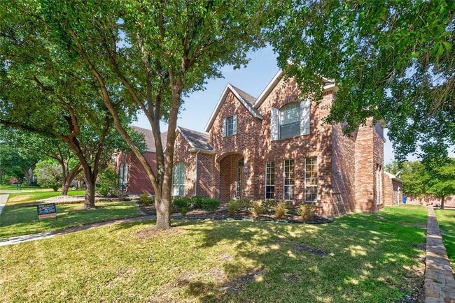 Building Photo - 3731 Charter Dr