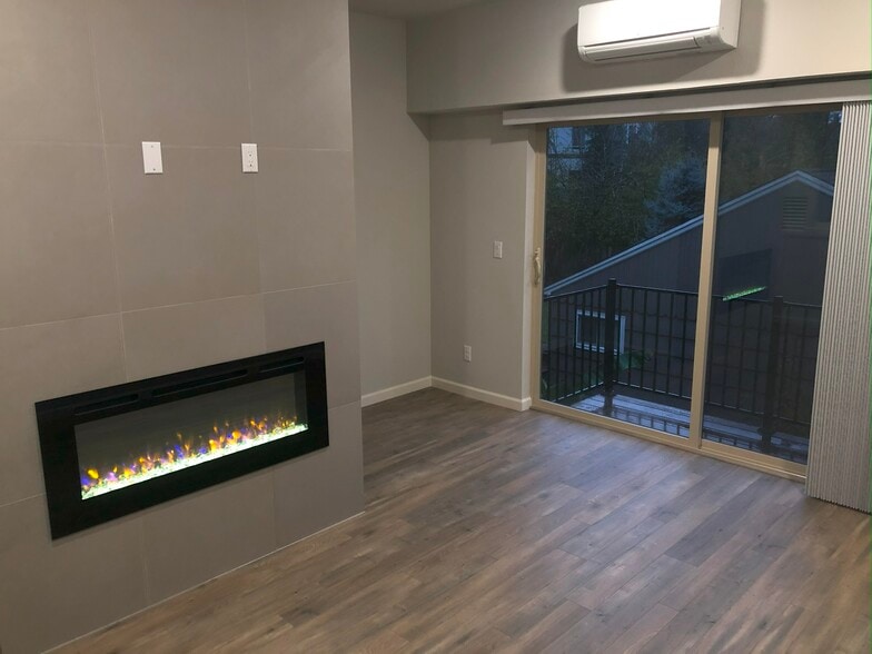 Building Photo - 10405 SW Akilean Ter