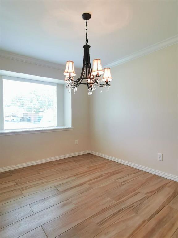 Building Photo - 10307 Cedarhurst Dr
