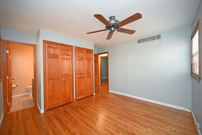 Building Photo - 1209 Oriole Ct