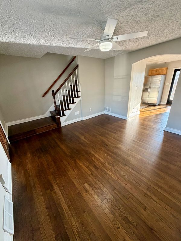 Building Photo - 3413 Wallford Dr