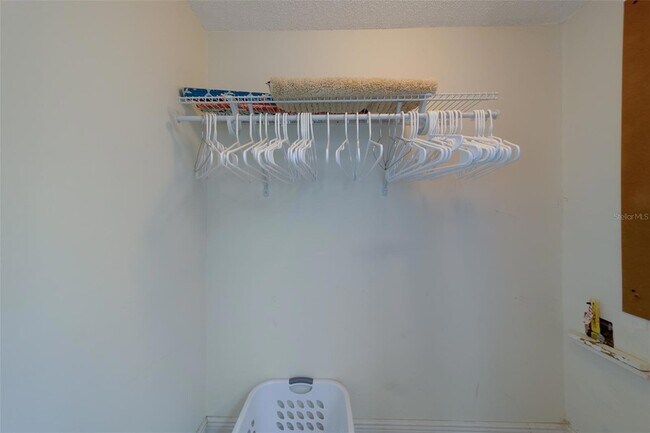 Building Photo - 51 Island Way