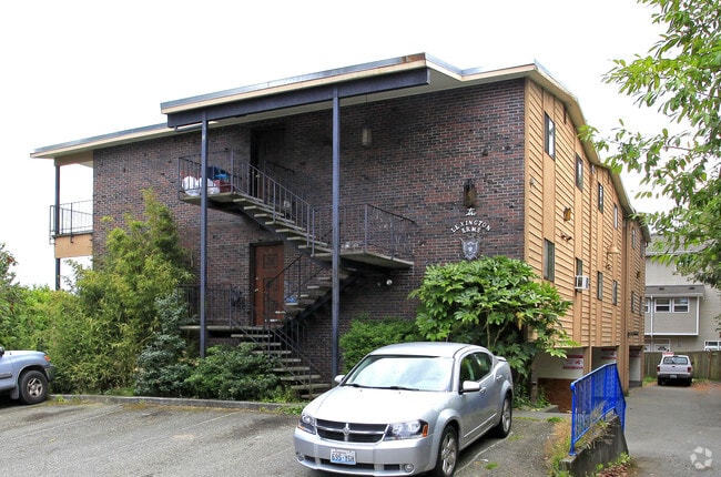 Primary Photo - Lexington Arms Apartments