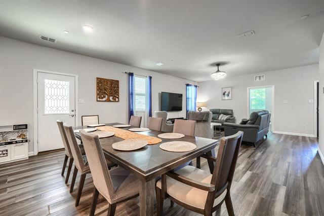 Building Photo - 4116 Ranchero Dr