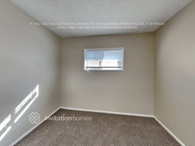 Building Photo - 1235 Oakhurst Dr