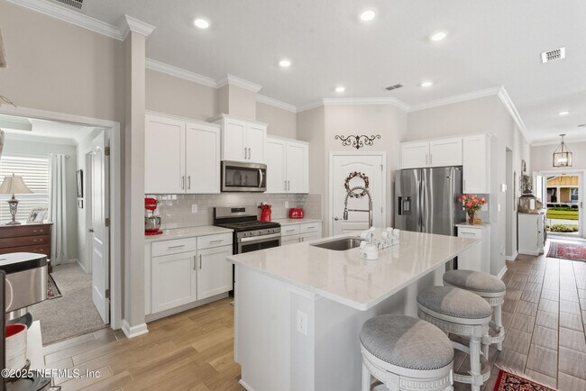 Building Photo - 43 Cardinal Br Ln