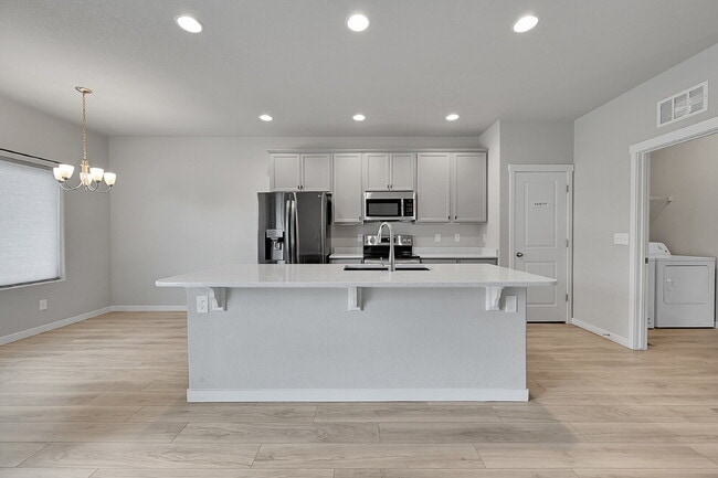 Building Photo - $2,645.00- 4 Bed, 3 Bath Home in Colorado ...