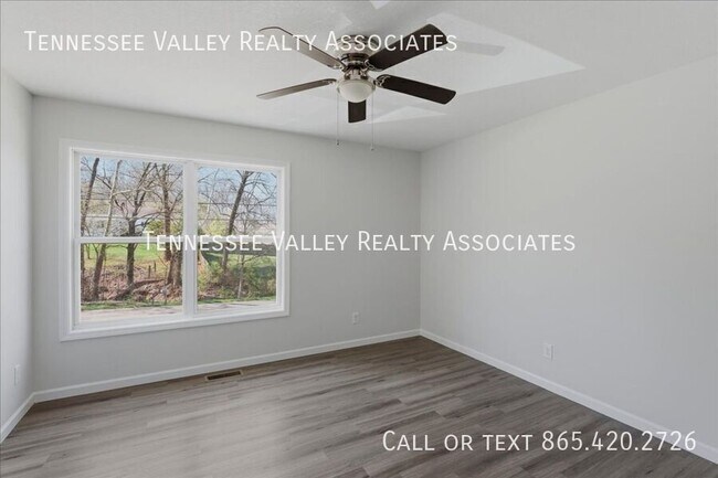 Building Photo - 1820 Andes Rd