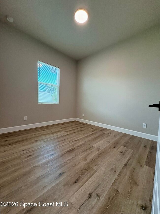 Building Photo - 3267 Slama Ave