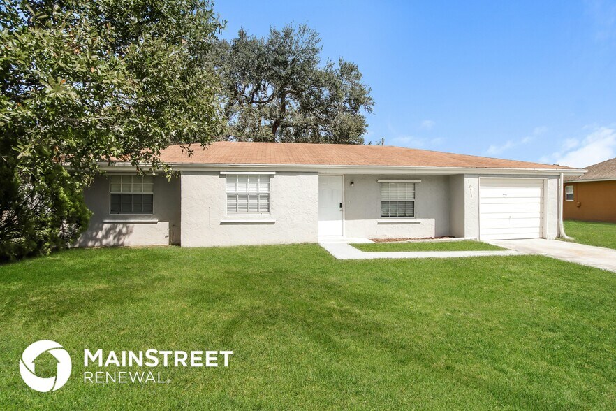 Building Photo - 1376 23rd Pl SW