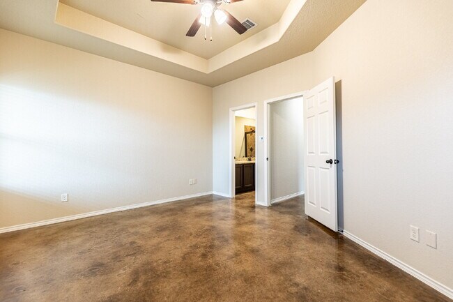 Building Photo - 218 Ragsdale Way