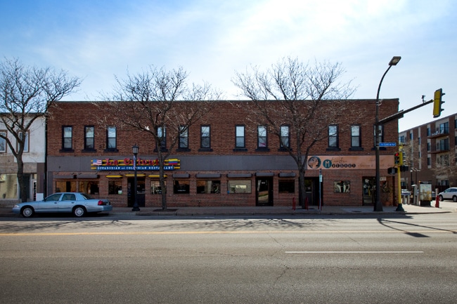 Building Photo - 2207 1/2 Central Ave NE
