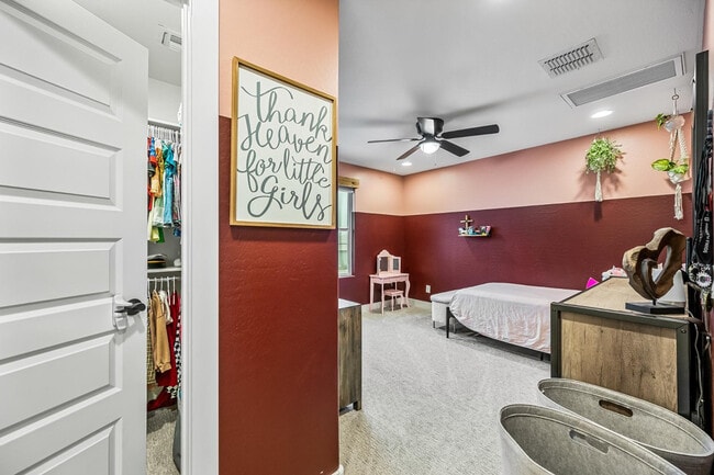 Building Photo - 14462 W Artemisa Ave