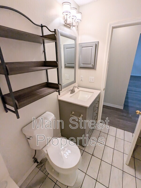 Building Photo - 7440 Chimney Pines Dr