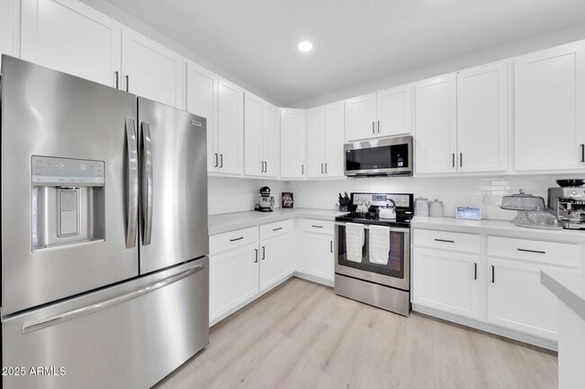 Building Photo - 3034 N 39th St