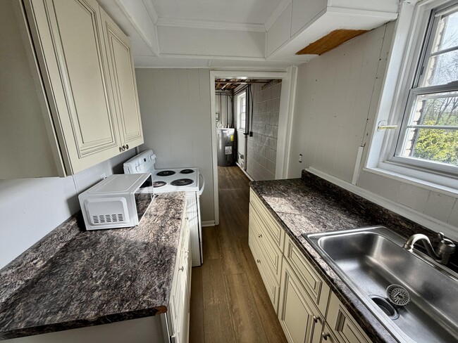 Building Photo - 3321 KY-1247