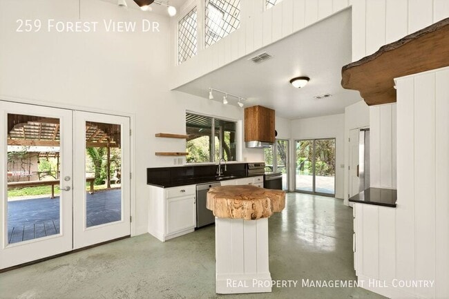 Building Photo - 259 Forest View Dr
