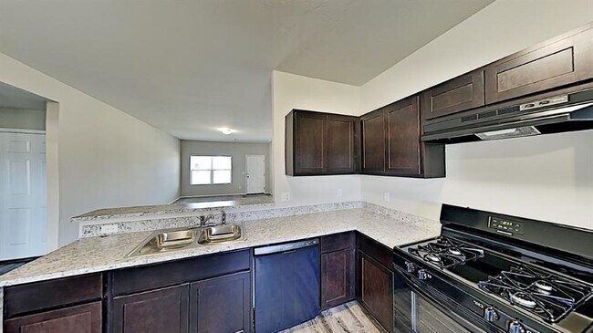 Building Photo - 309 Blue Dr