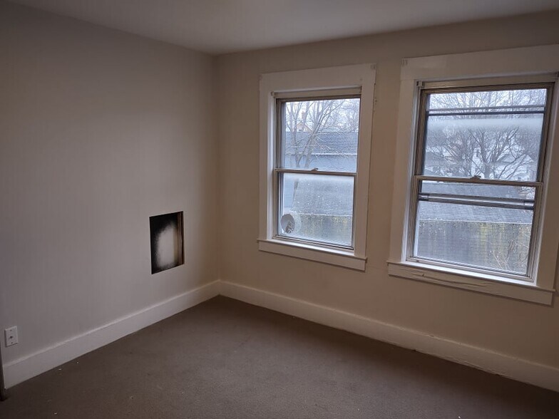 Building Photo - 16 Kilby St