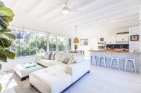 Building Photo - 3117 Fernwood Dr