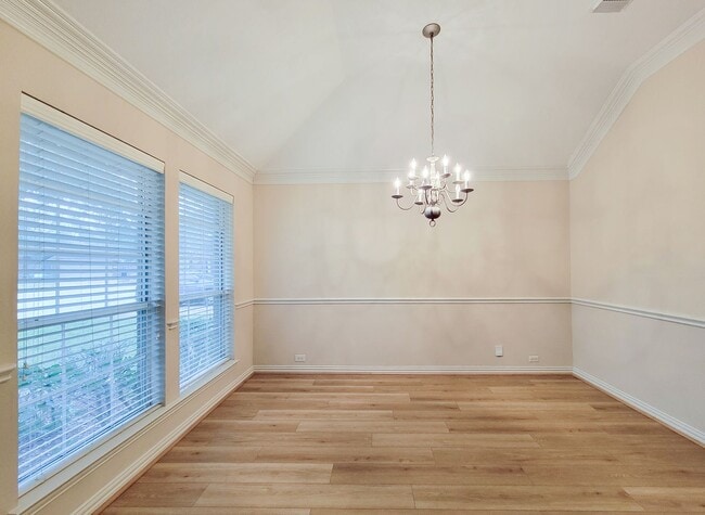 Building Photo - Stunning 3-Bedroom Dream Home in a Quiet Cul-de-Sac!