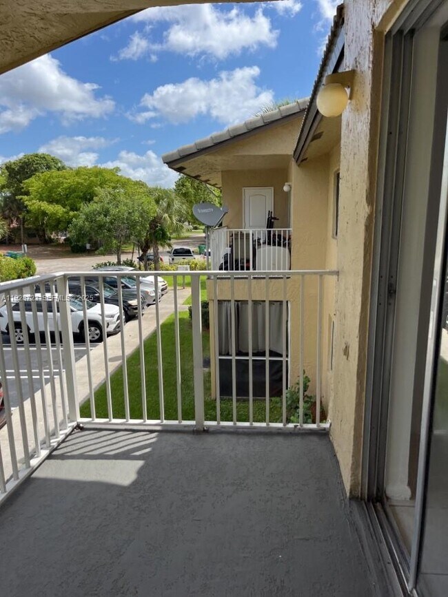 Building Photo - 11584 NW 44th St