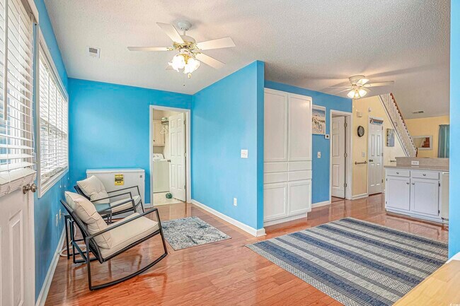 Building Photo - 829 Palmwood Cir