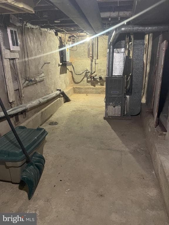 Building Photo - 932 Walnut St