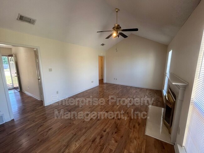 Building Photo - 3931 Long Creek Rd