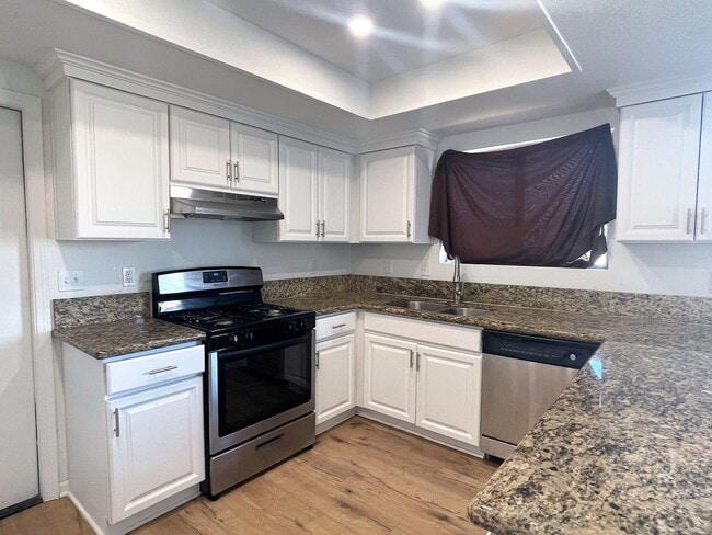 Building Photo - Ask About The Move In Special!!!
