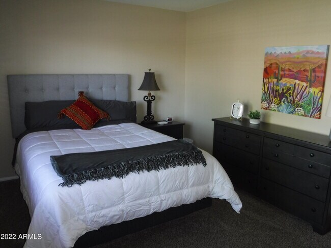 Building Photo - 11029 W Caron Dr