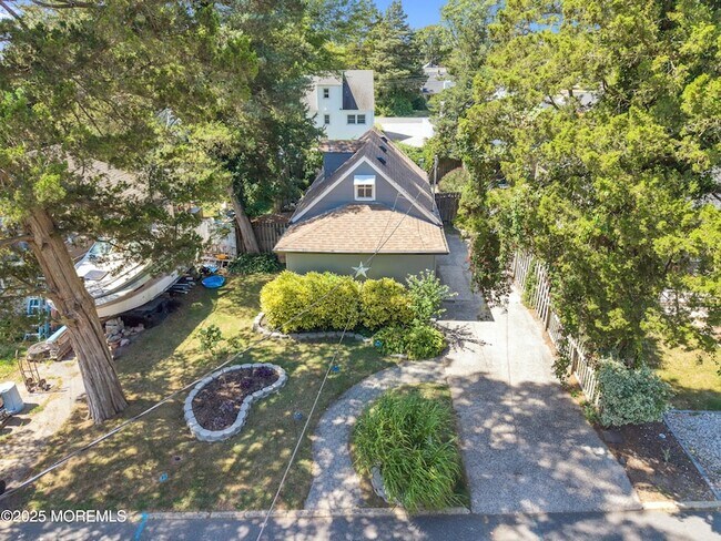 Building Photo - 61 Gladney Ave