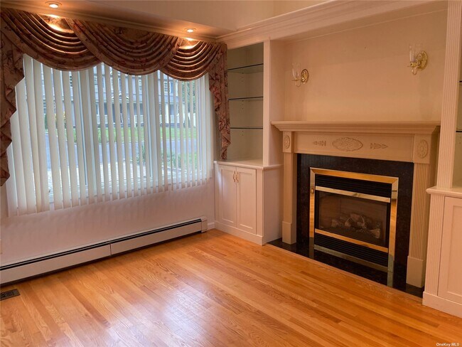 Building Photo - 27 Wabil Rd