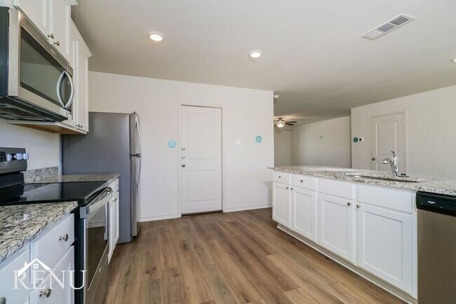 Building Photo - Coming Soon!