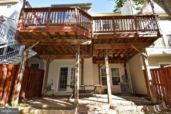 Building Photo - 16032 Barn Swallow Pl