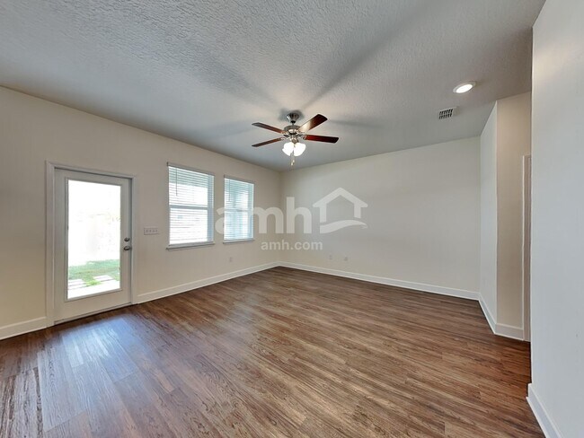 Building Photo - 4324 Reisswood Loop