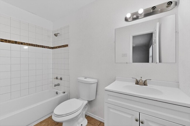 Building Photo - 6805 Newcastle Pl