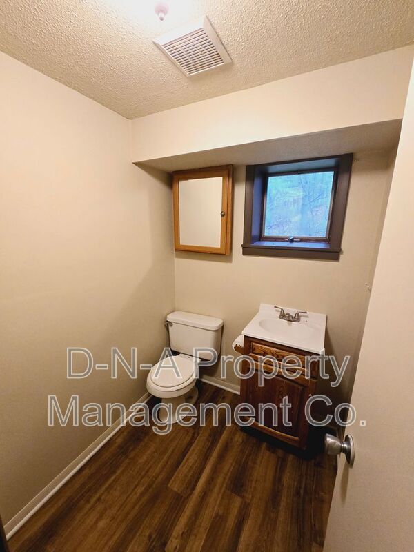 Building Photo - 2535 PA-390